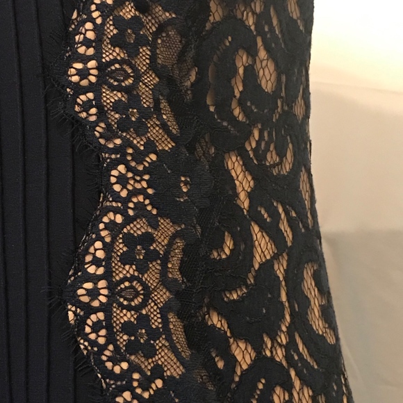 Evening Knee-Length Sleeveless Dress - Picture 3 of 5